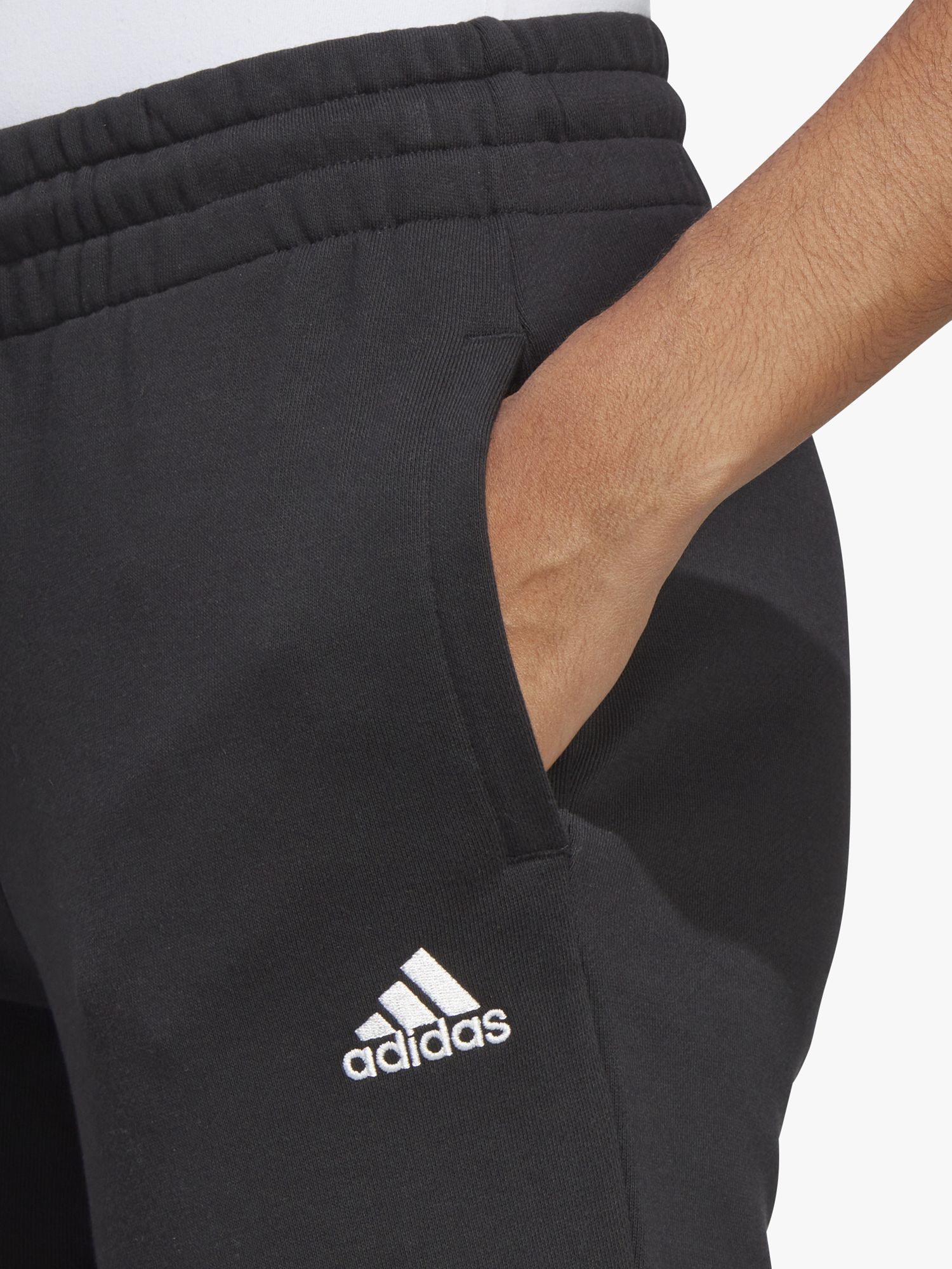 adidas Sportswear ESSENTIALS LINEAR CUFFED - Tracksuit bottoms