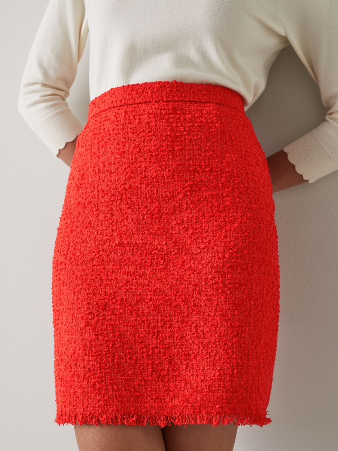 ❣新品未使用❣Scallop Frayed Tweed Skirt | angeloawards.com