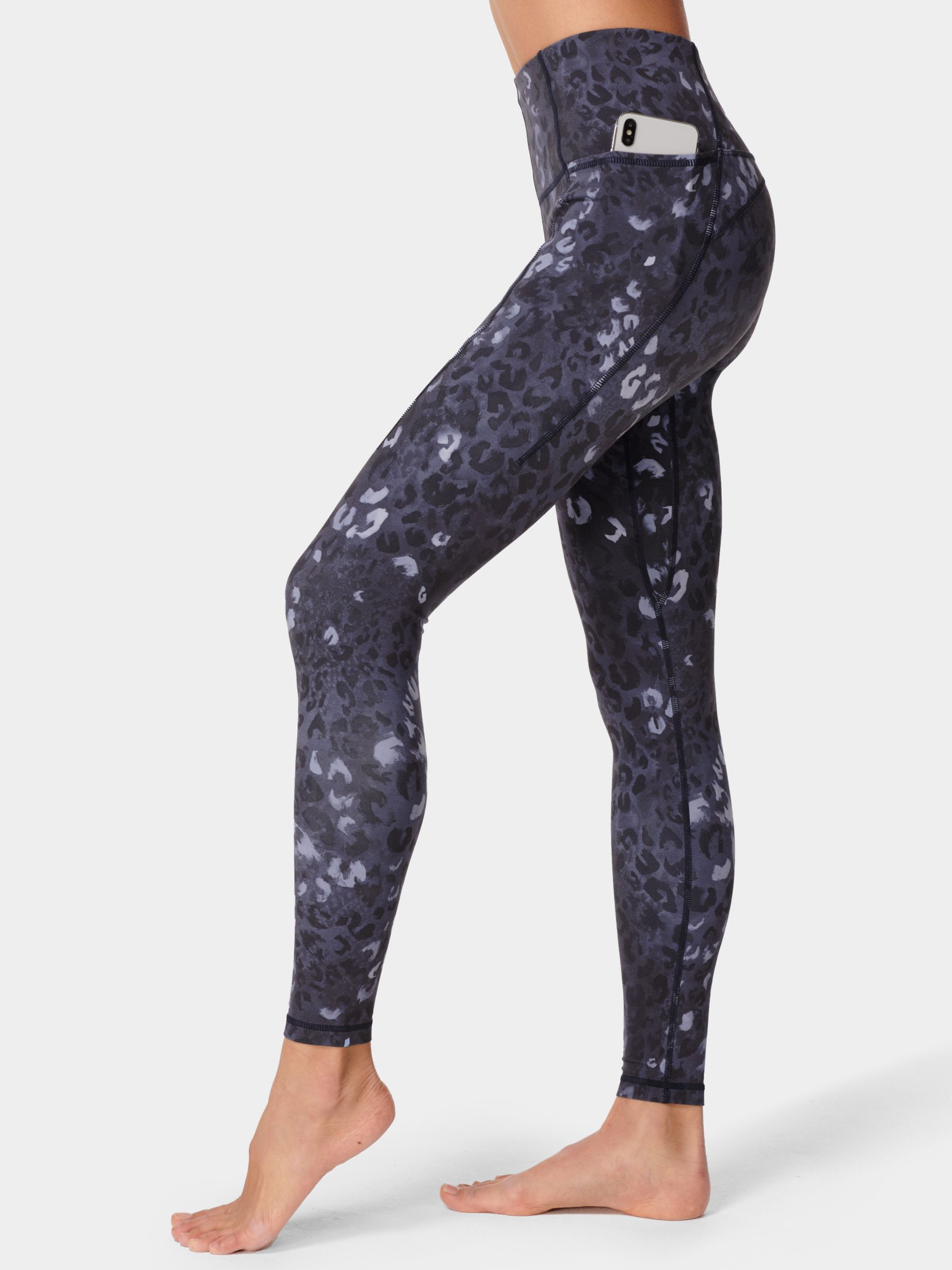 Super Soft 7/8 Yoga Leggings - Black Spray Dye Print, Women's Leggings
