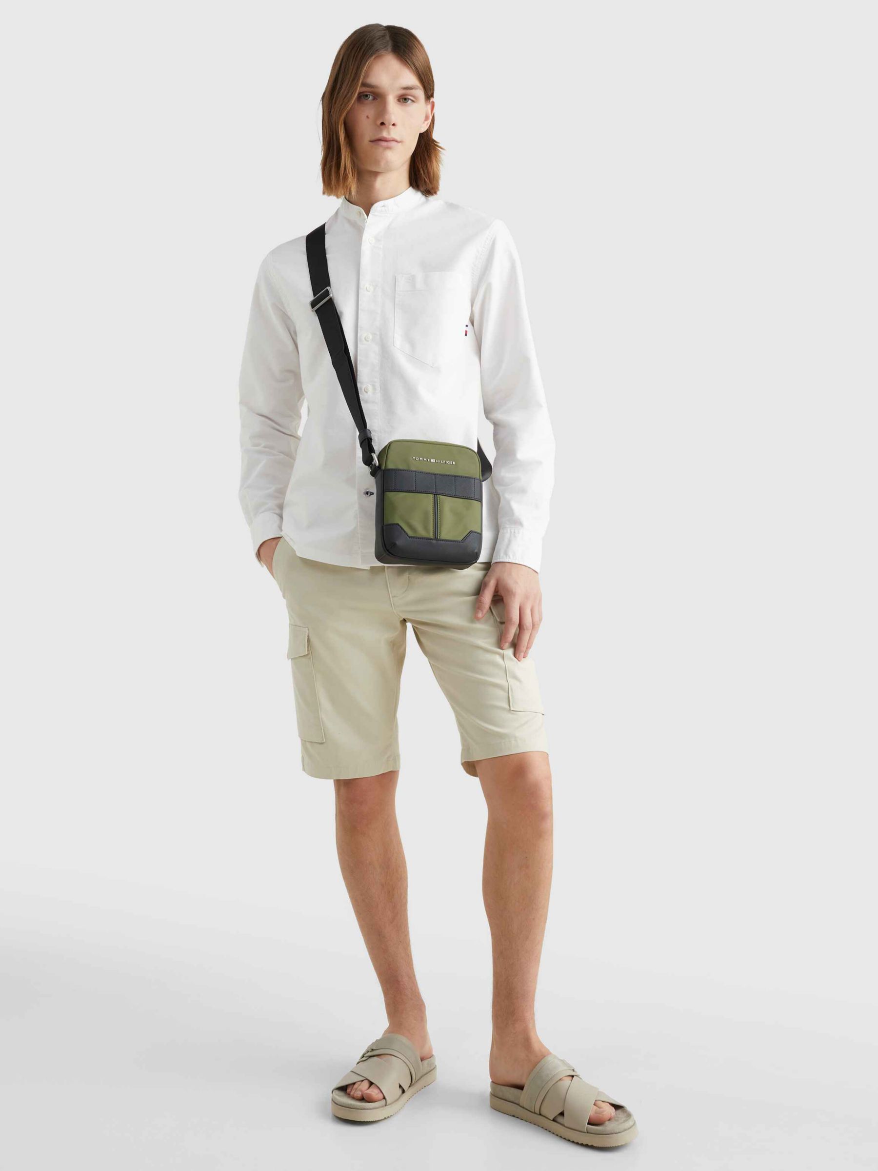 Tommy Hilfiger 1985 John Cargo Shorts, Bleached Stone, 30R