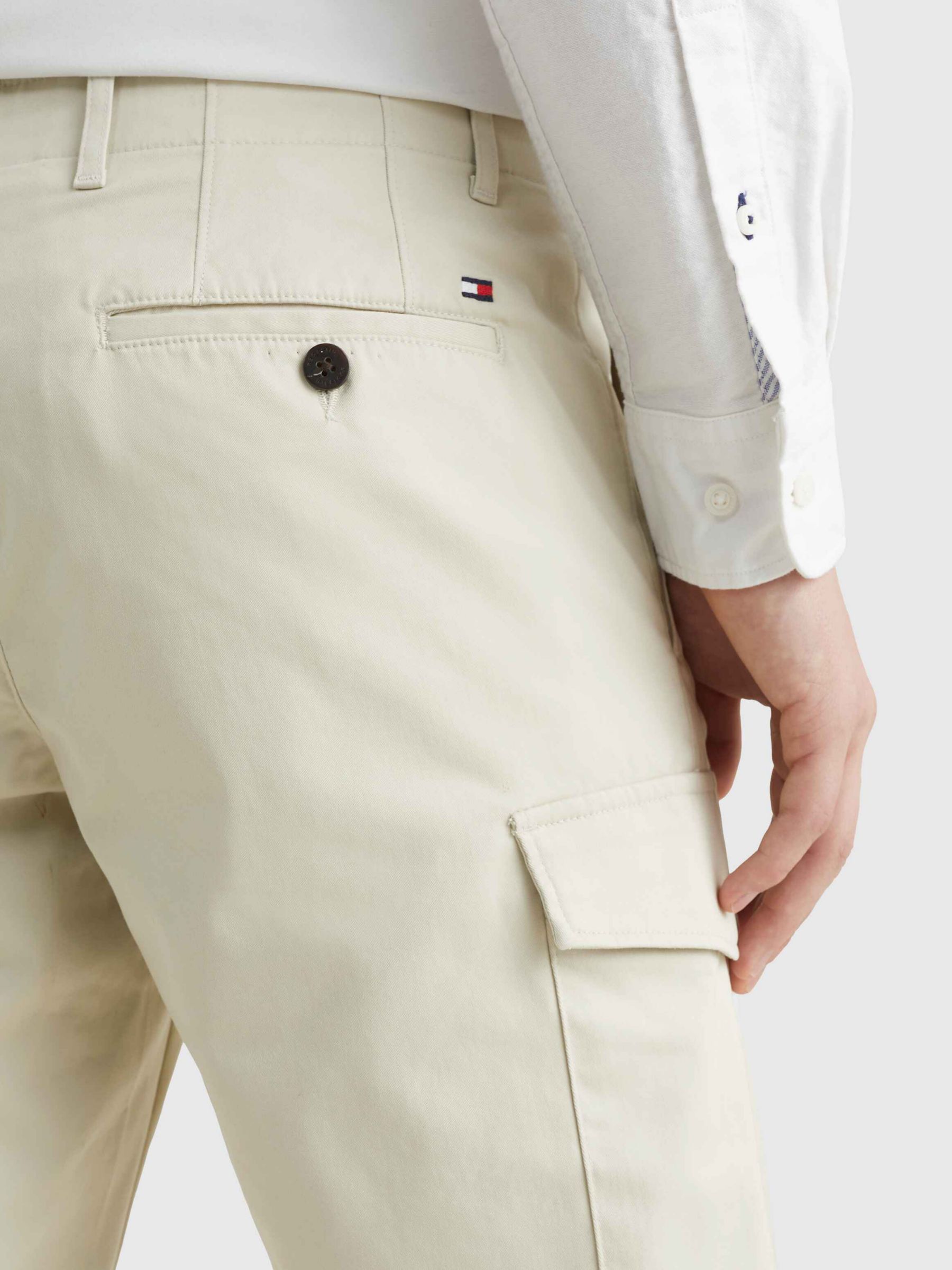Tommy Hilfiger 1985 John Cargo Shorts, Bleached Stone, 30R