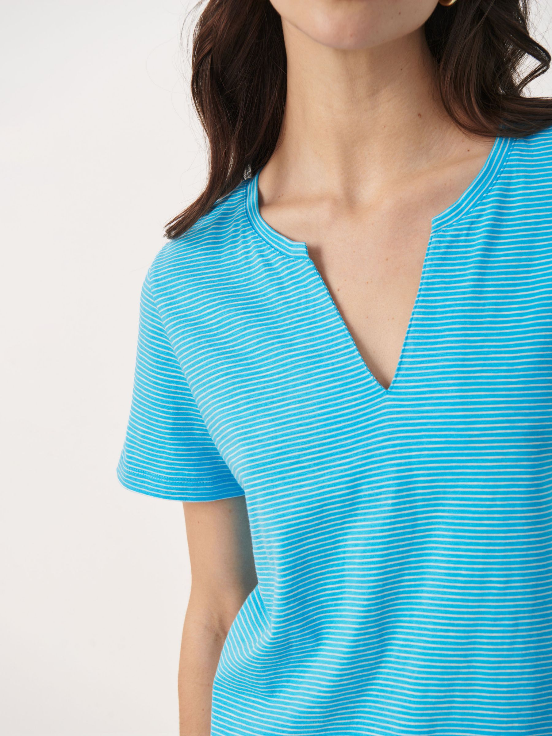 Short sleeve tops for women  Shop from the official PIECES online
