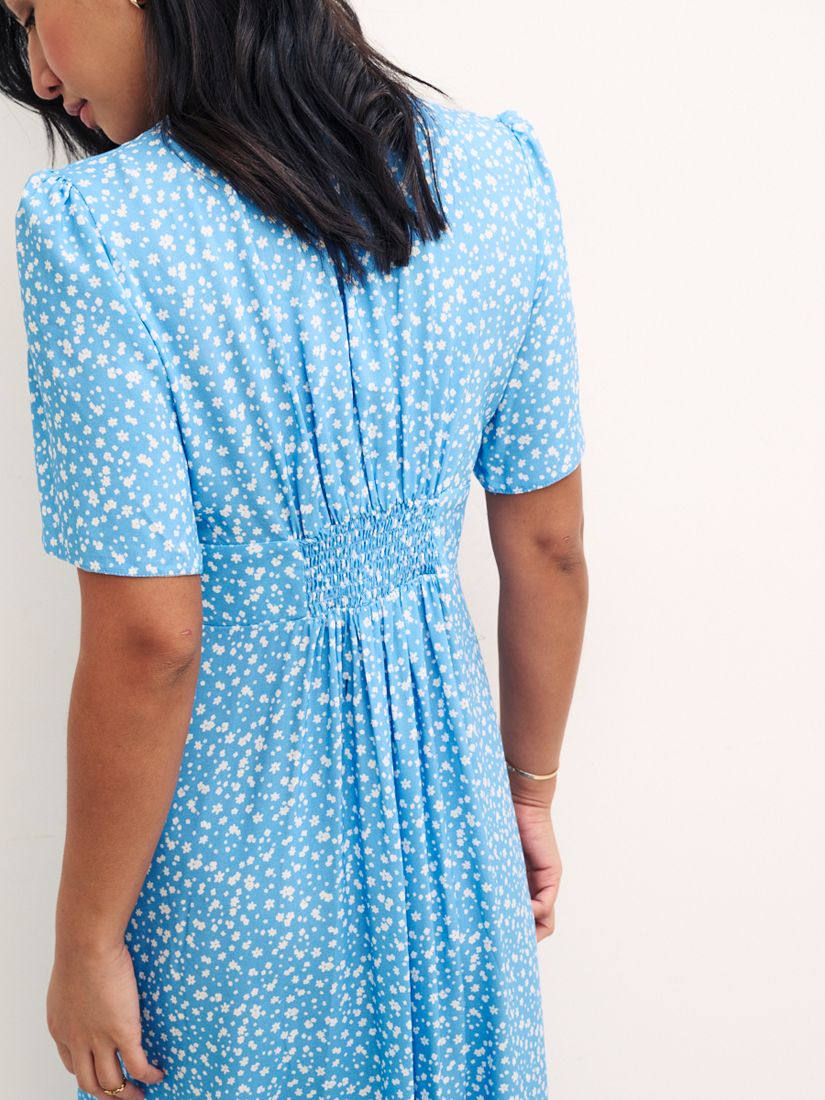 19 Dresses For Small Chests - Starting at $18 – topsfordays