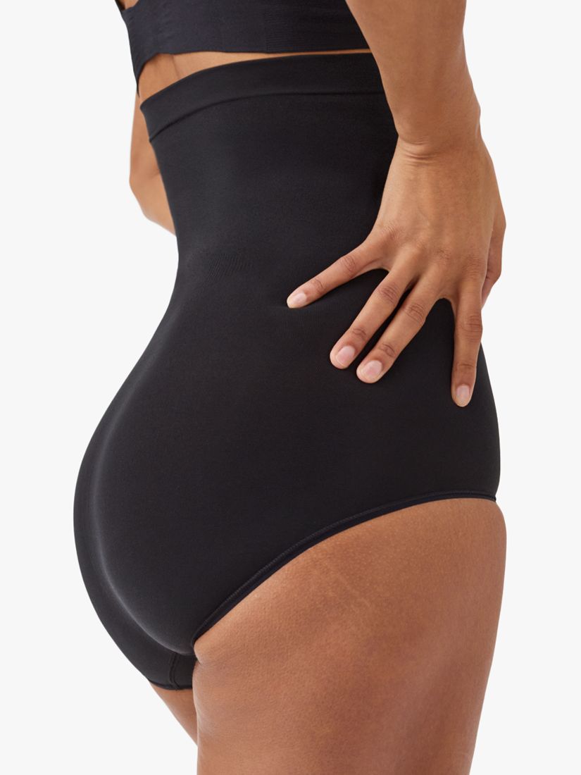 Spanx Medium Control Everyday Seamless Shaping High-Waisted Knickers, Very  Black