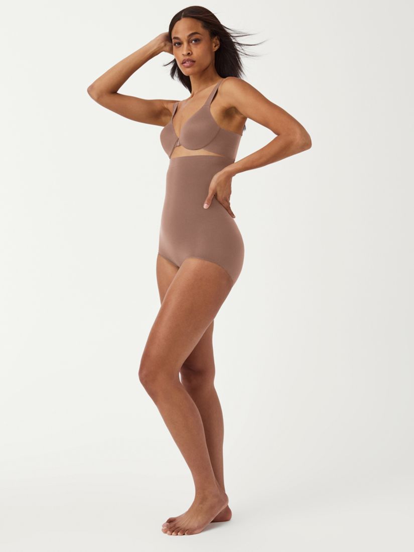 Spanx Medium Control Everyday Seamless Shaping High-Waisted Knickers, Café  Au Lait