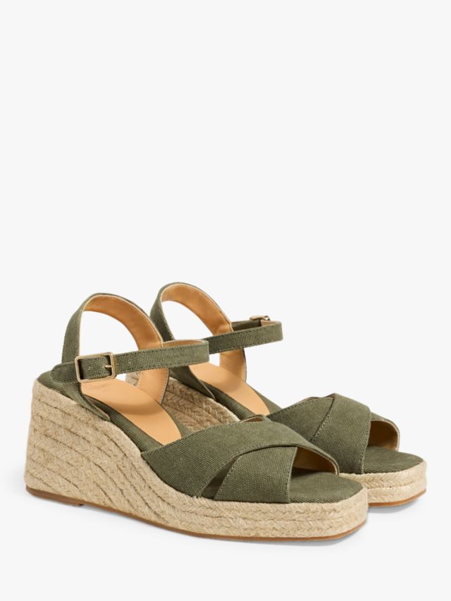 Olive wedges hot sale