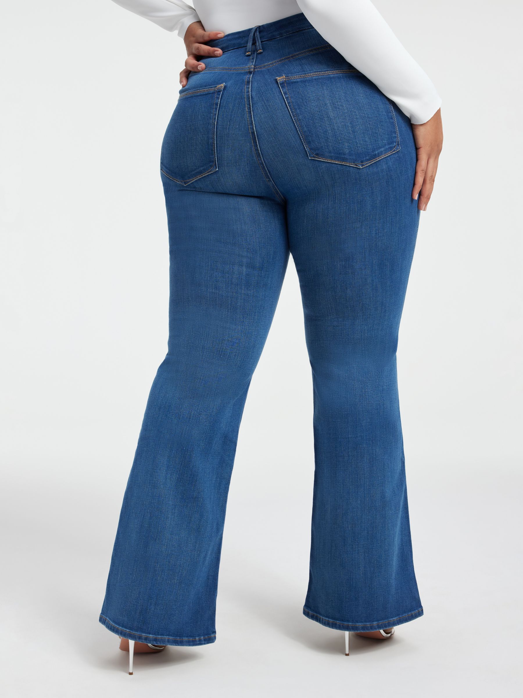 Good American Good Legs Flared Jeans, Blue, 28