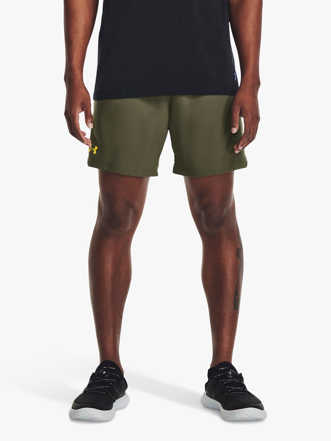 Under Armour Vanish Woven 6" Gym Shorts, Green/Limeyellow, L