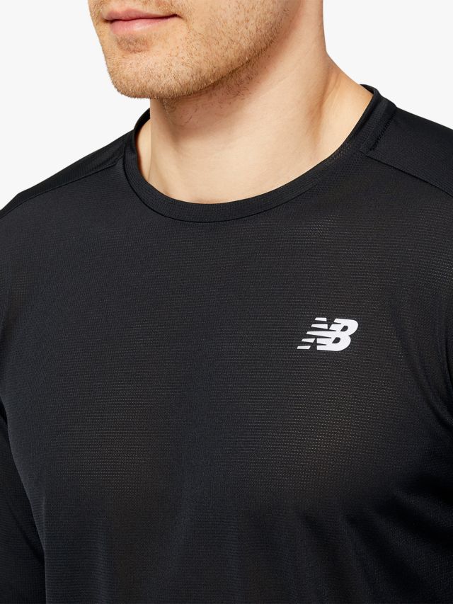 Under Armour Accelerate t-shirt in black