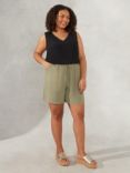 Live Unlimited Curve Woven Shorts, Green