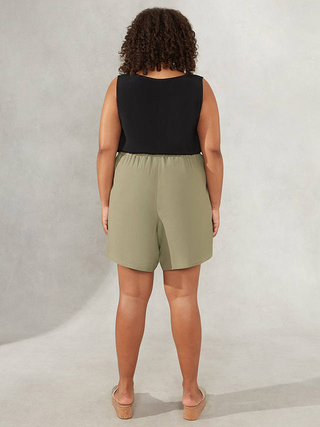 Live Unlimited Curve Woven Shorts, Green