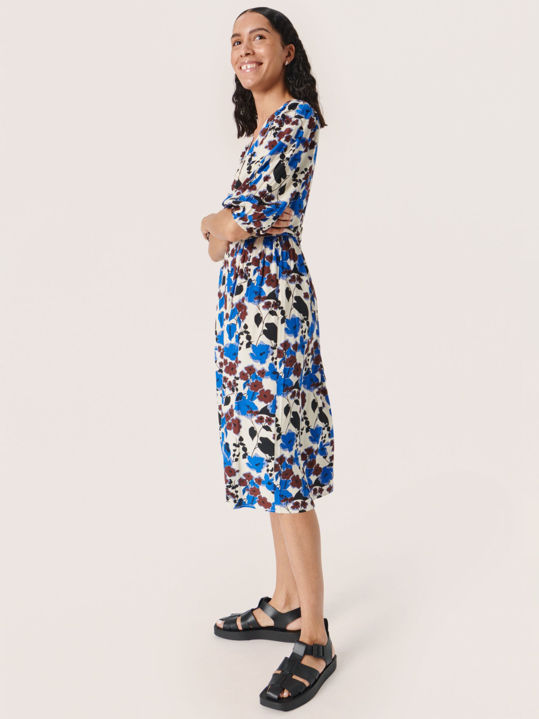 Soaked In Luxury Jaila Floral Dress, Sandshell, S