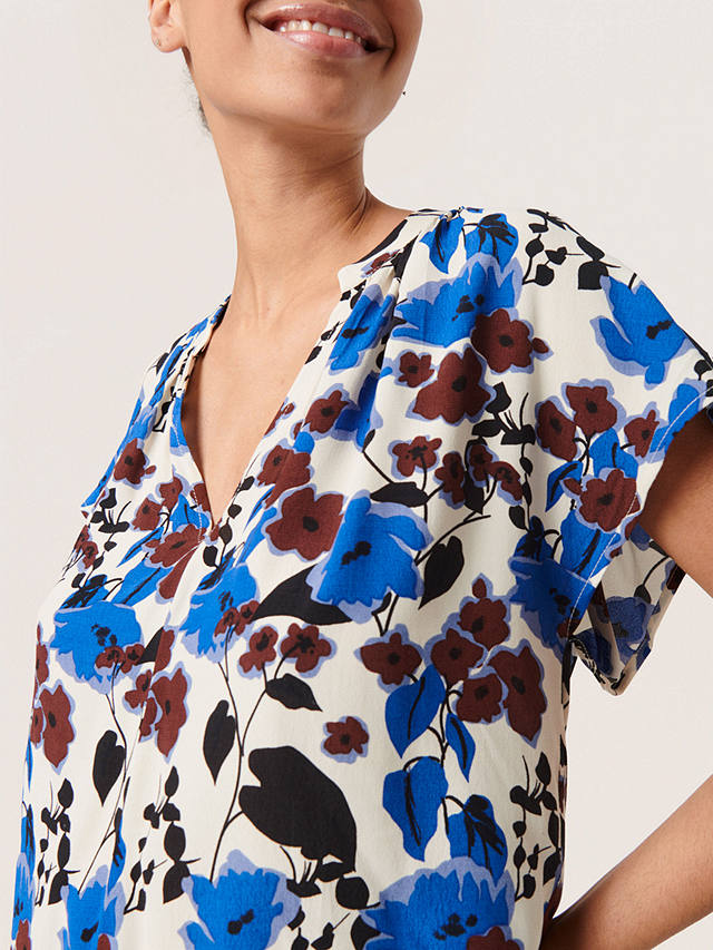 Soaked In Luxury Jaila Marian Floral Top, Sandshell