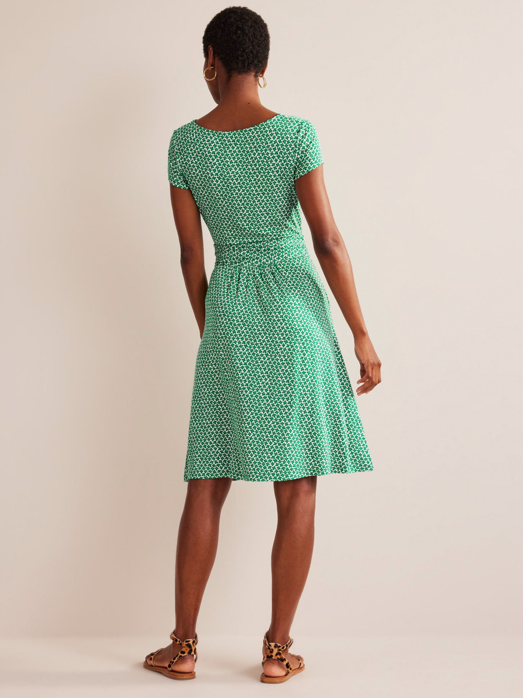 Boden Amelie Daisy Print Jersey Dress, Meadow Green, 14