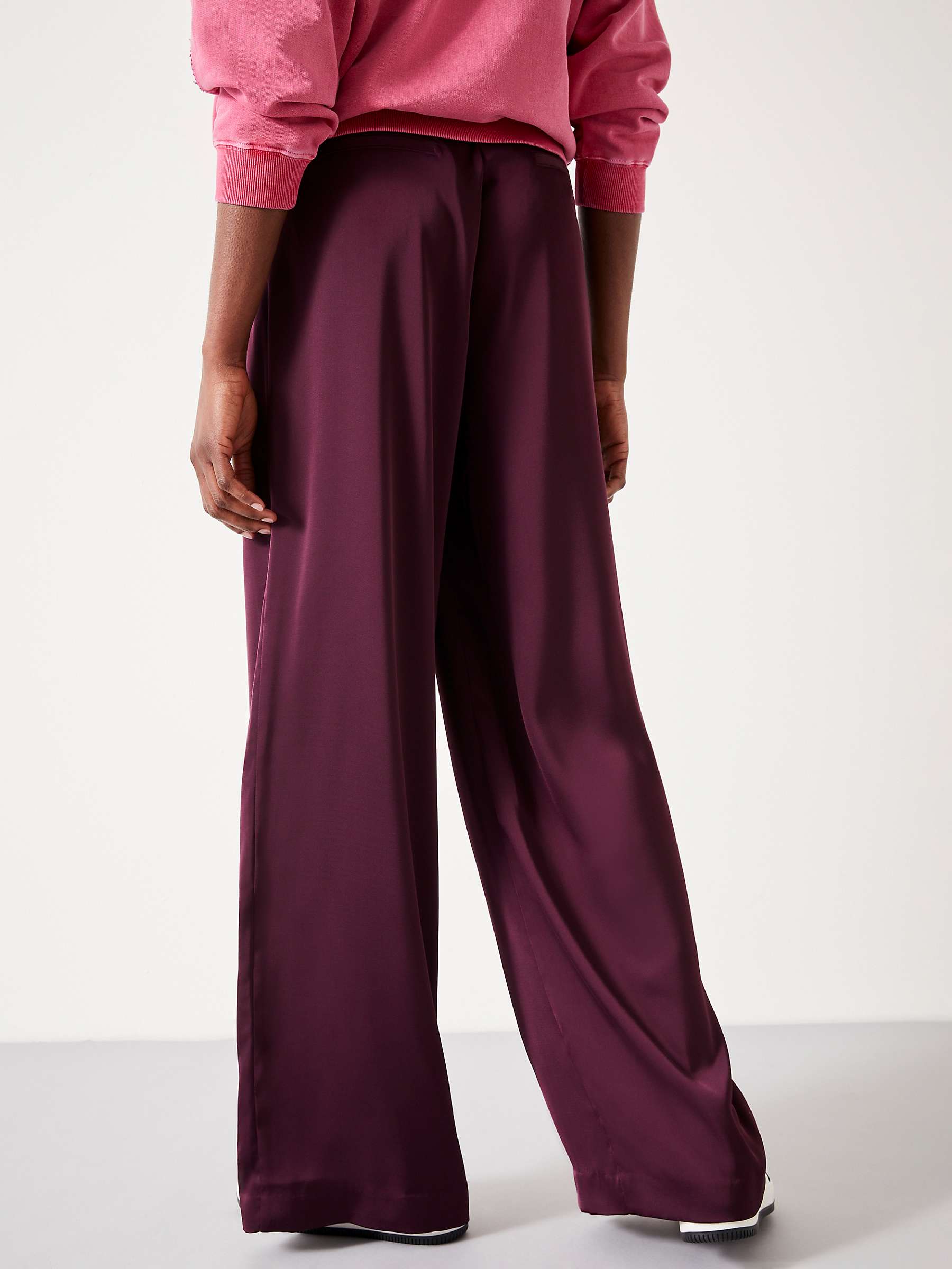 melt the lady by color satin pants