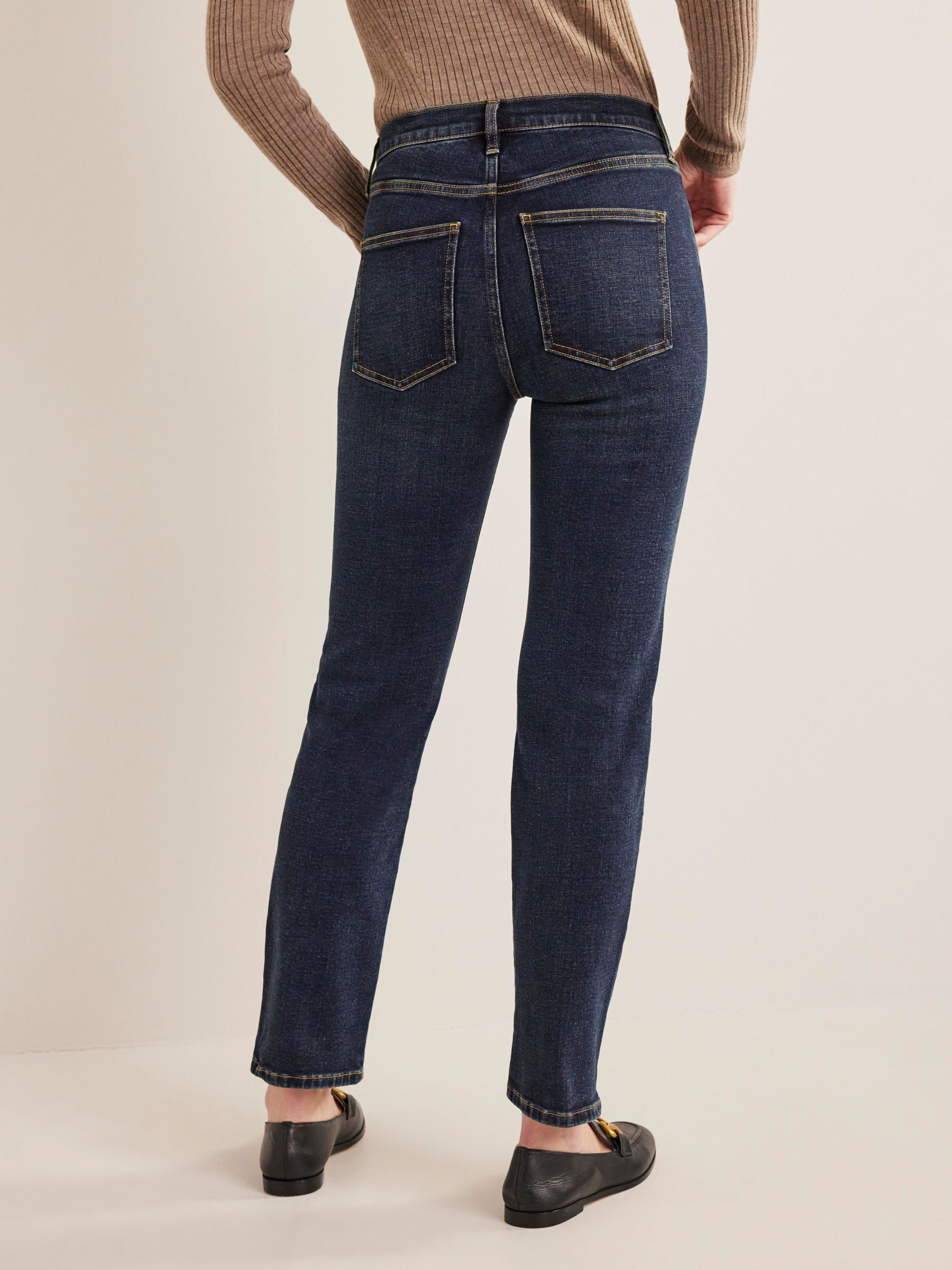 Le Silhouette Sheri Slim Jeans In Plus Size - Stunning Blue