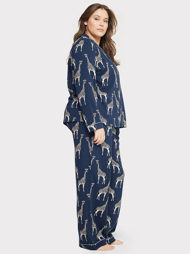 Chelsea Peers Curve Organic Cotton Blend Giraffe Print Pyjama Set, Navy