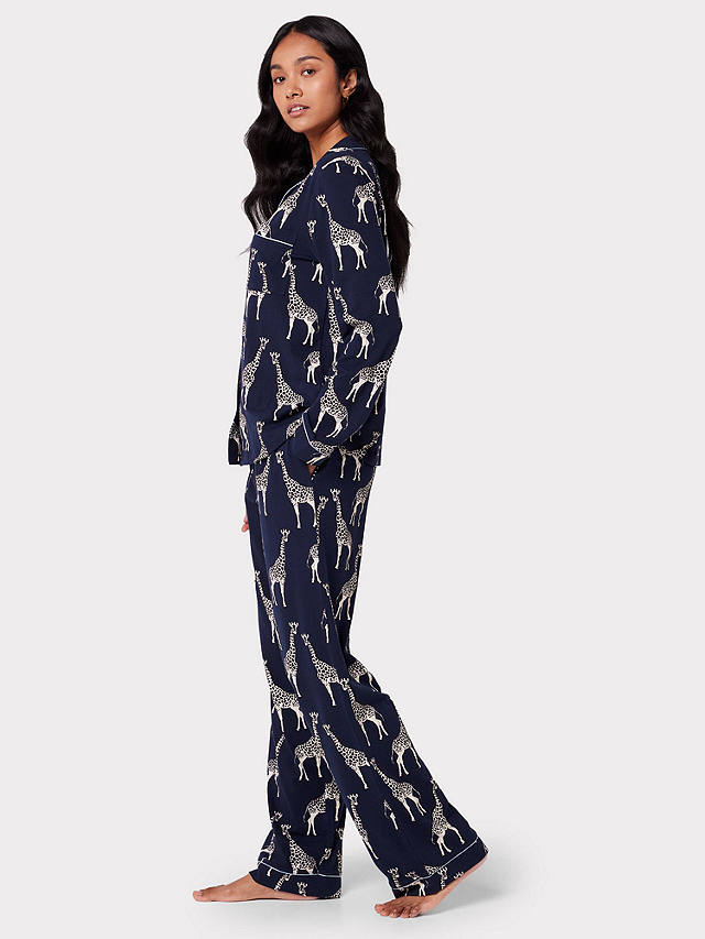 Chelsea Peers Organic Cotton Blend Giraffe Print Pyjama Set, Navy