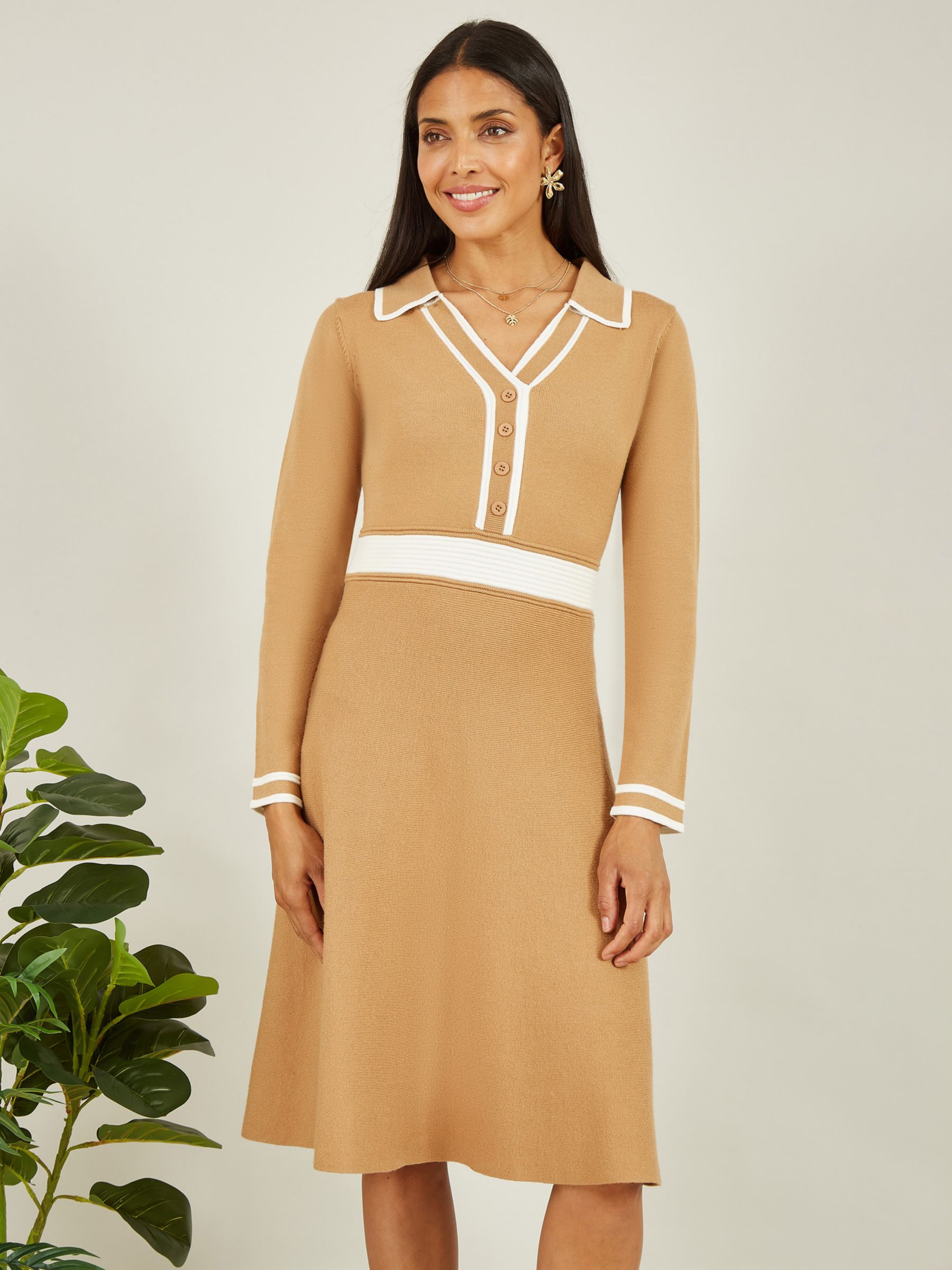 Yumi Contrast Collar Knitted Dress, Camel, M