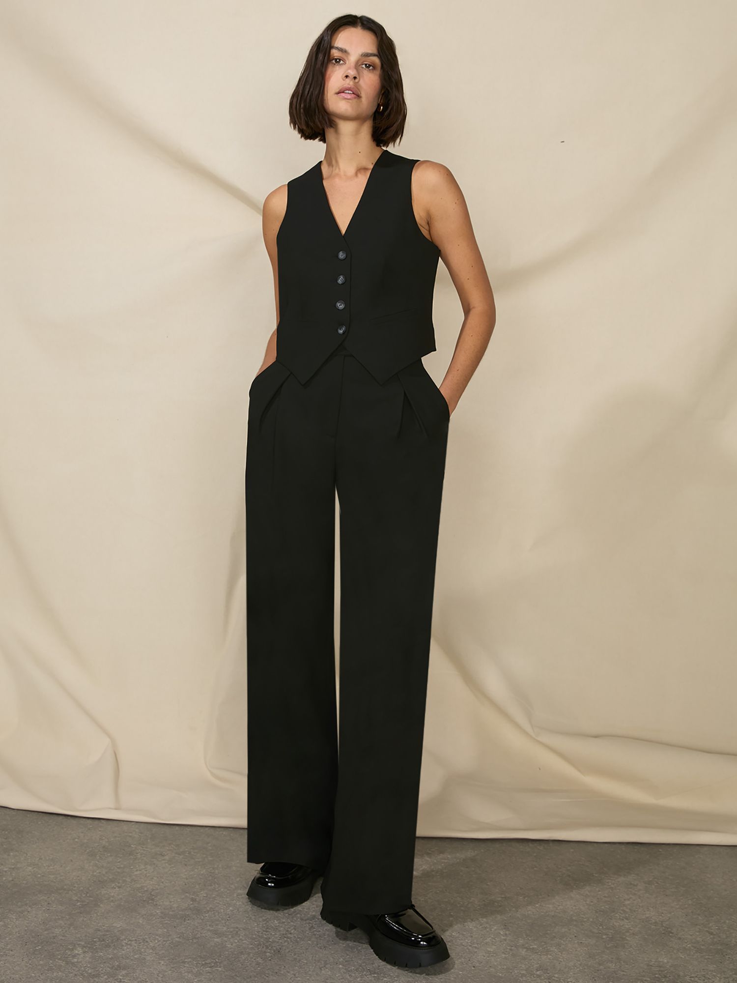 Ro&Zo Petite Pleat Detail Tailored Trousers, Black, 10