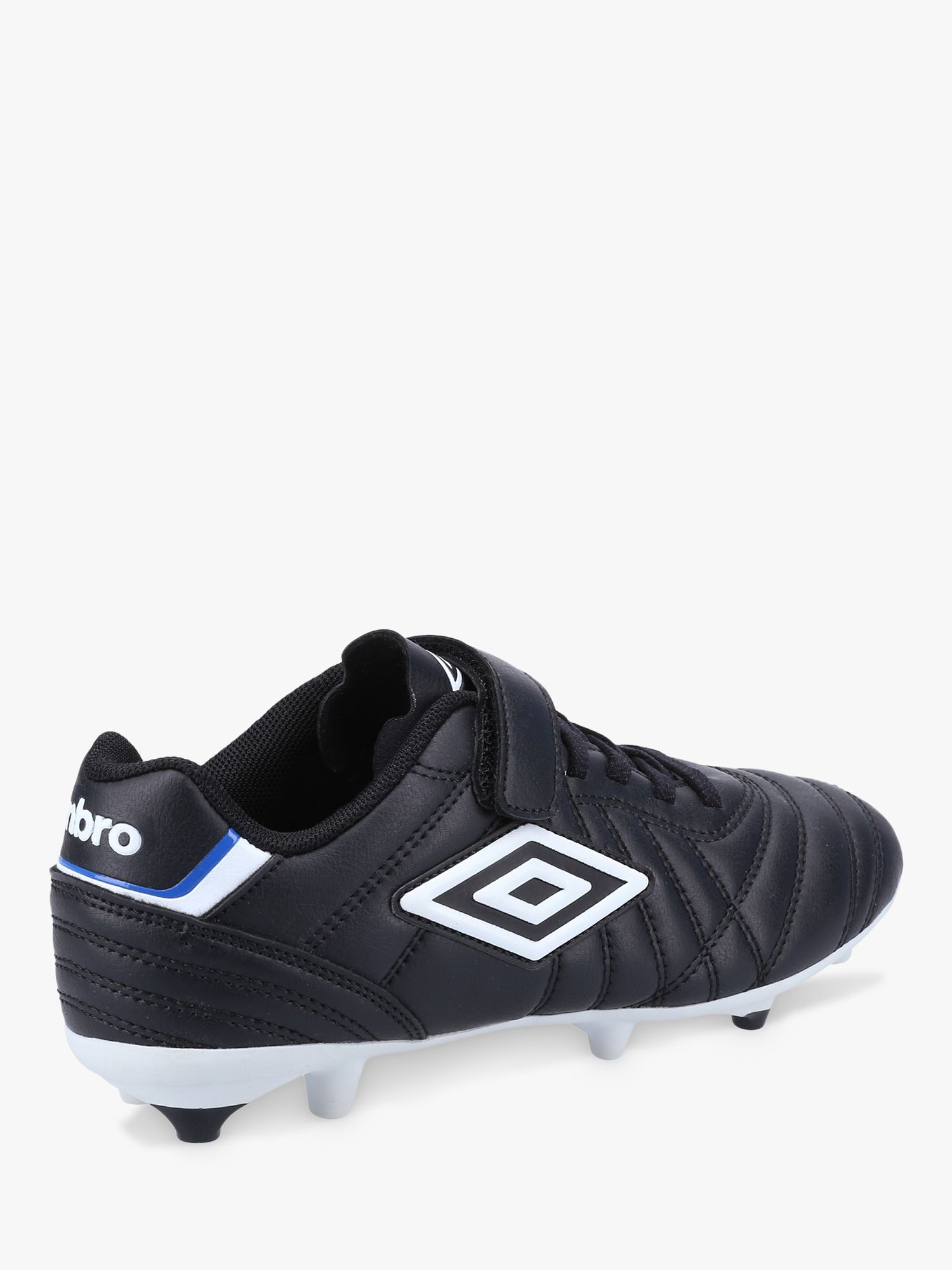 Umbro Speciali Liga Firm Ground Football Boots, Black/White at John ...
