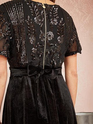 Yumi Embellished Velvet Midi Dress, Black