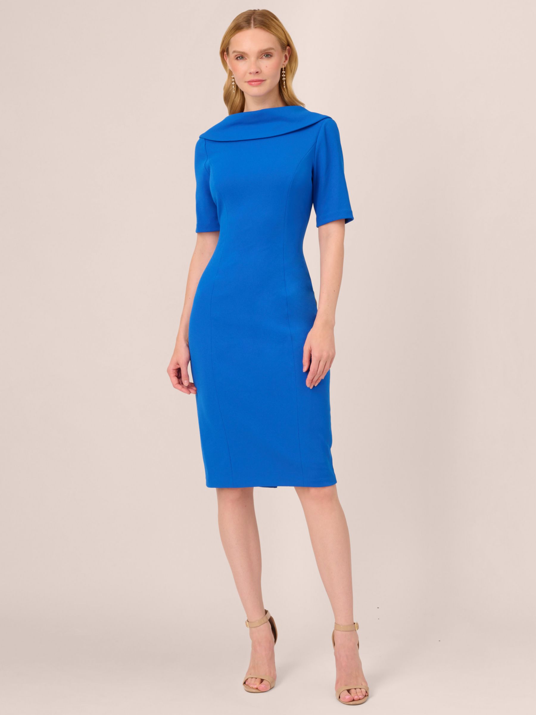 Sleeveless V-Neck Shift Dress (Royal Blue) – In Pursuit Mobile
