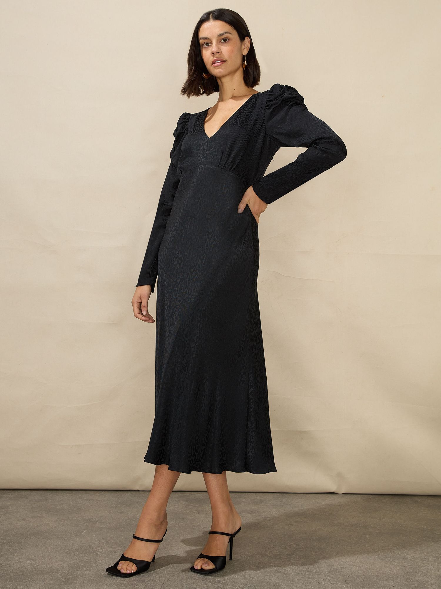Ro&Zo Petite Satin Jacquard Puff Sleeve Midi Dress, Black, 8