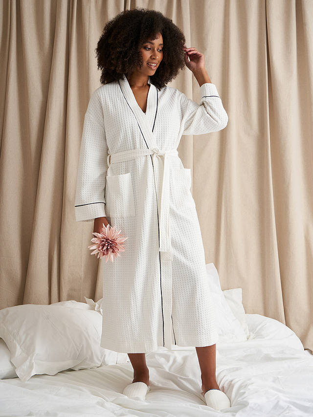 Pretty You London Luxury Suite Waffle Dressing Gown, White
