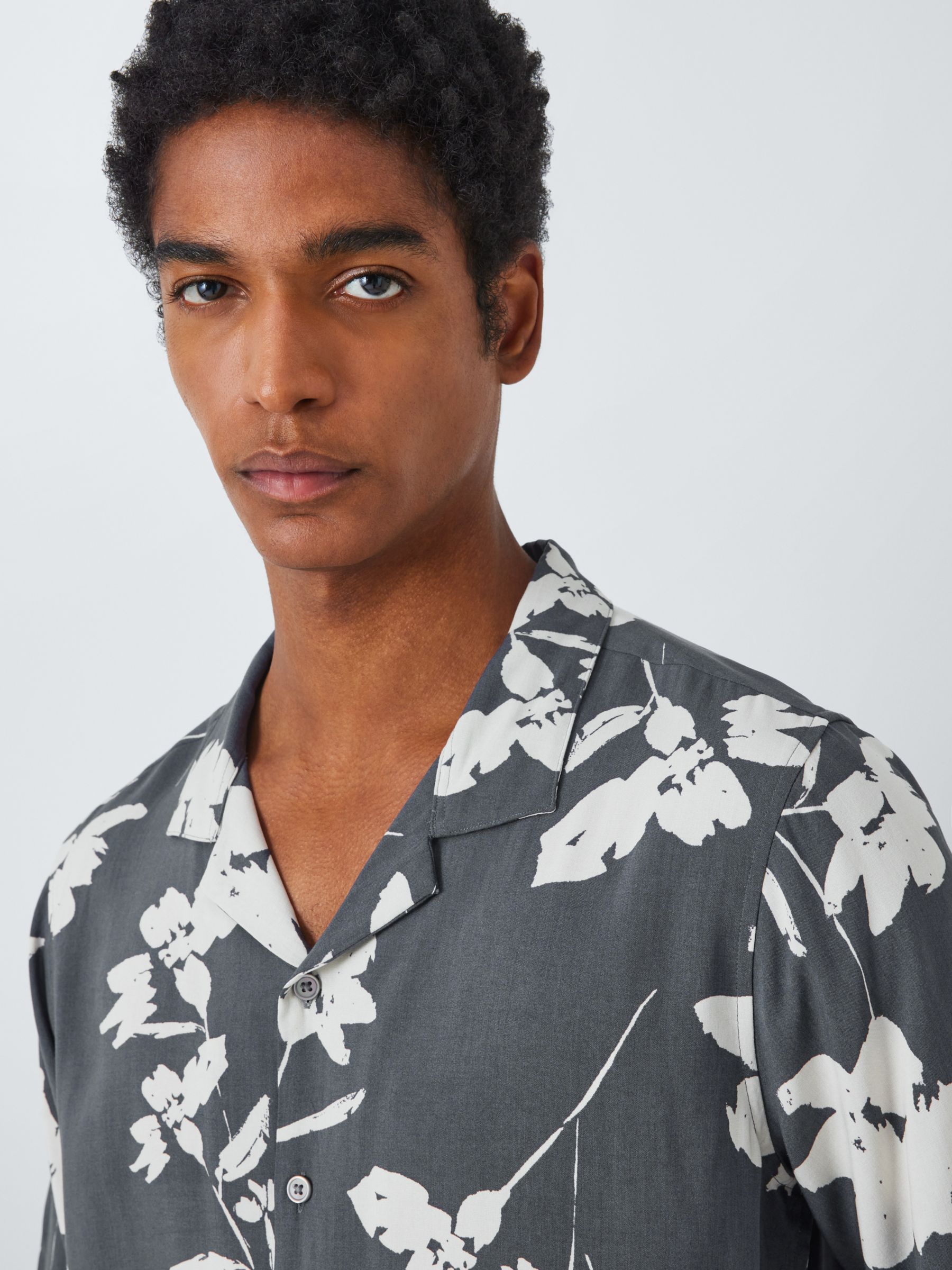 Kin Floral LENZING™ ECOVERO™ VISCOSE Revere Collar Short Sleeve Shirt ...