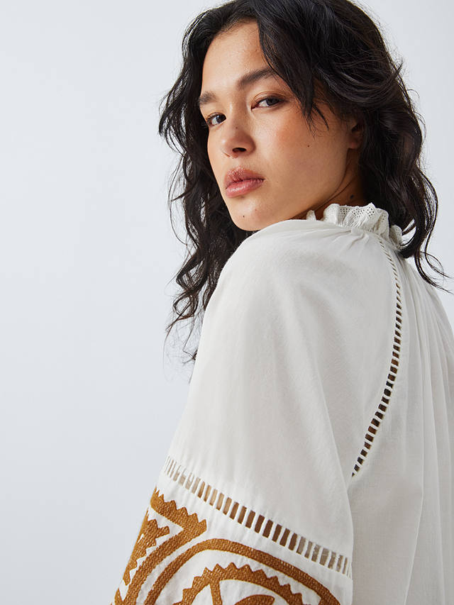 AND/OR Julisa Embroidered Top, Cream