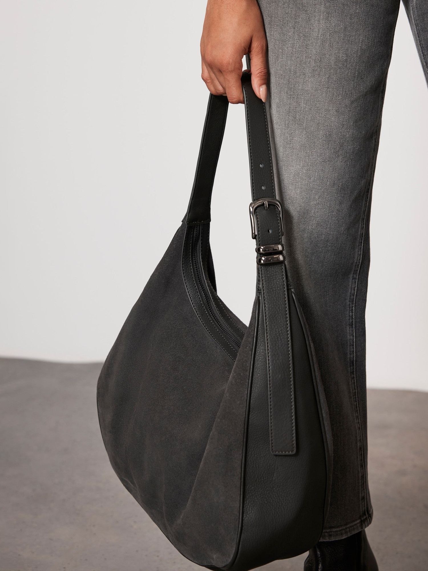 Grey on sale velvet bag