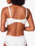 Triumph Lift Smart Lace Bra, Ecru White