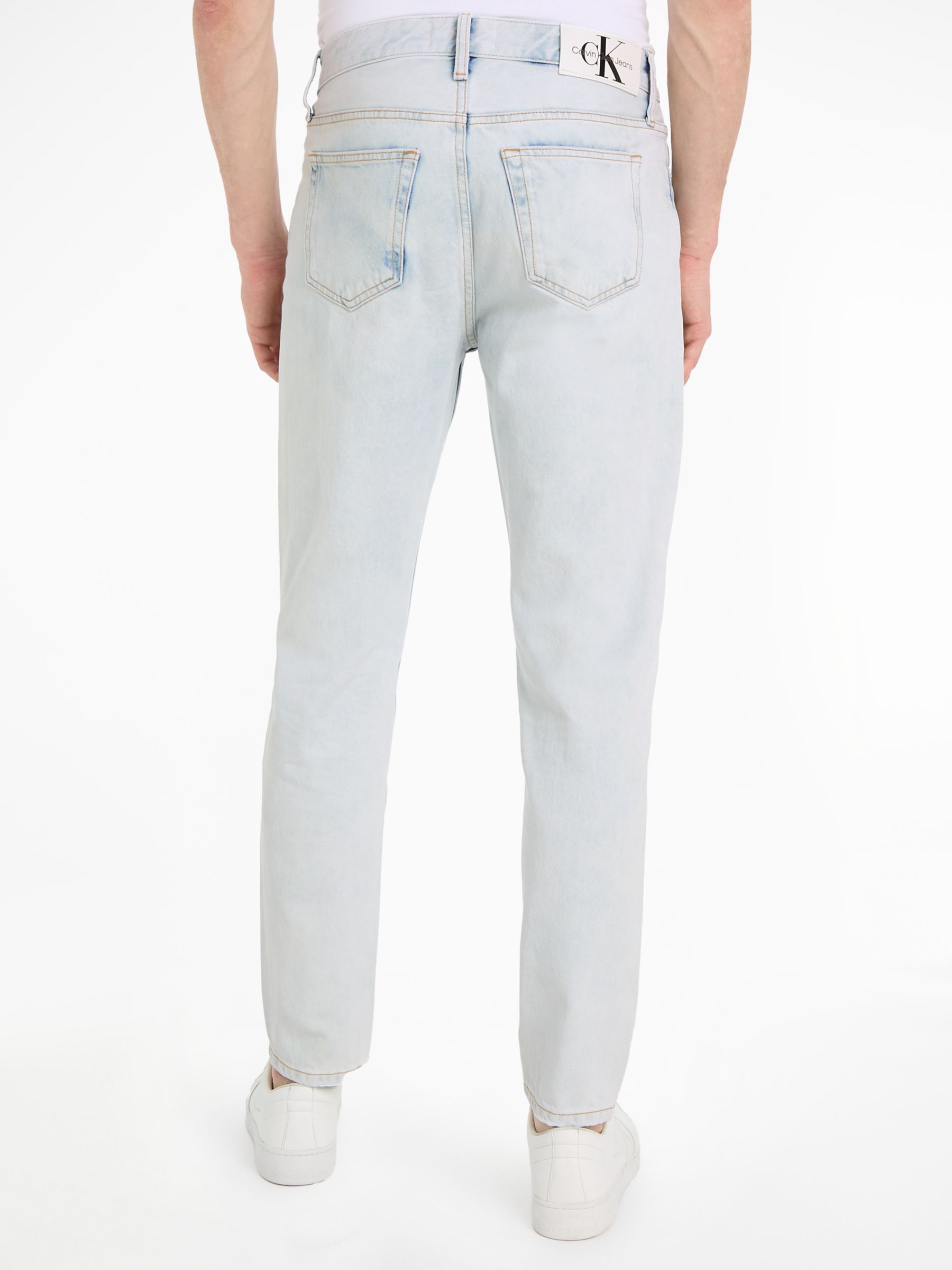 Calvin Klein Jeans Tapered Jeans, Denim Light, 28R