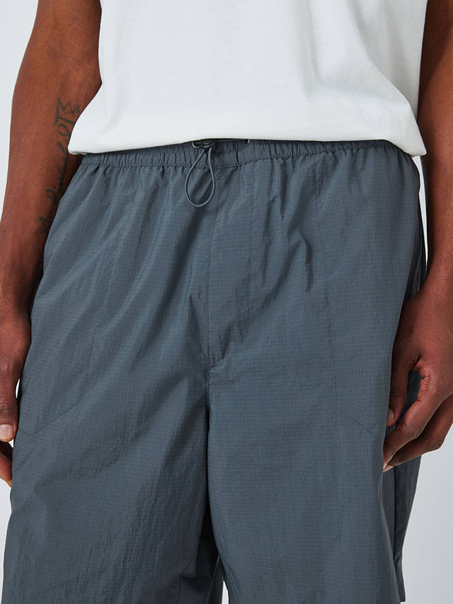 Kin Men's Nylon Shorts, Grey