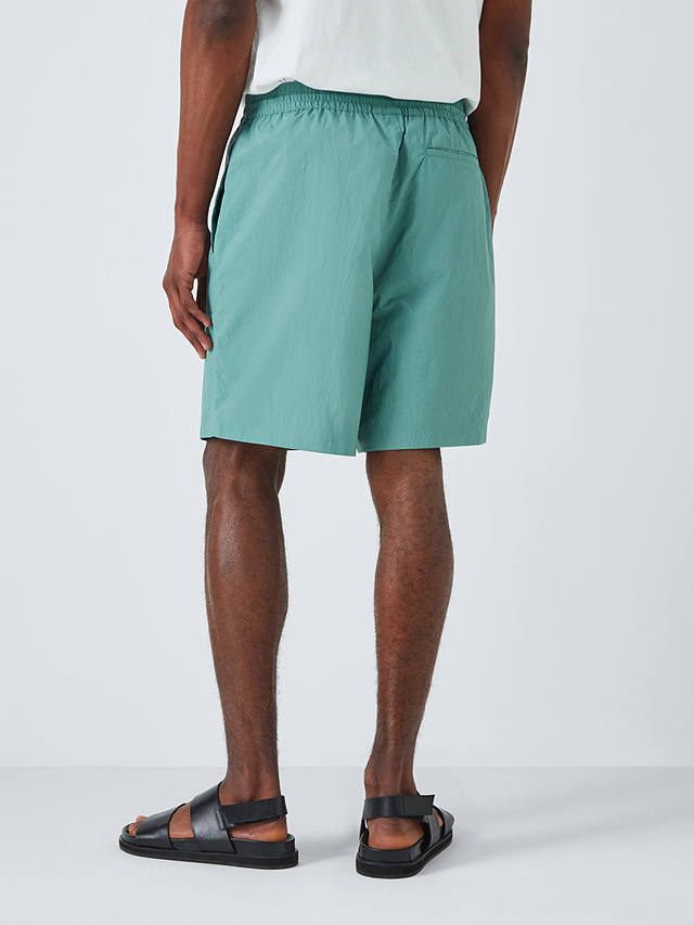Kin Men's Nylon Shorts, Green
