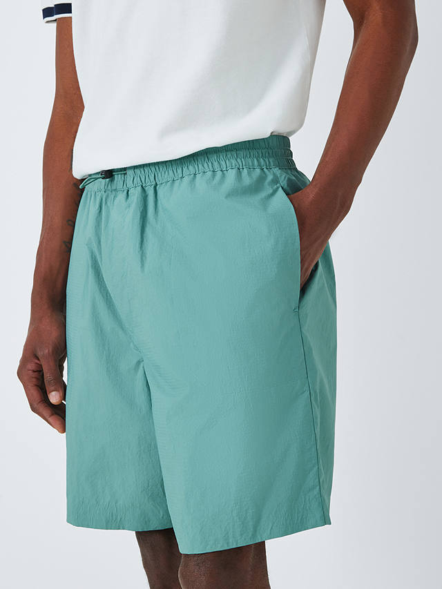 Kin Men's Nylon Shorts, Green