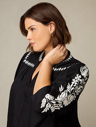 Live Unlimited Curve Relaxed Embroidered Blouse, Black
