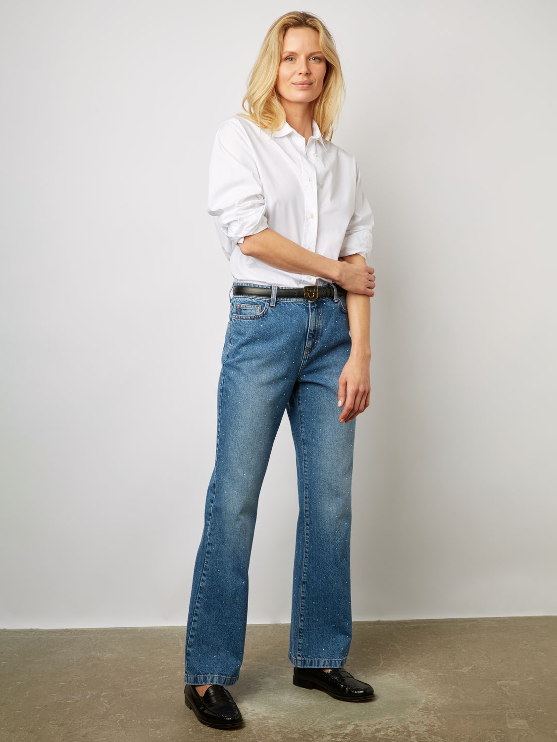 Mia Straight Leg Jeans, Authentic Light Wash