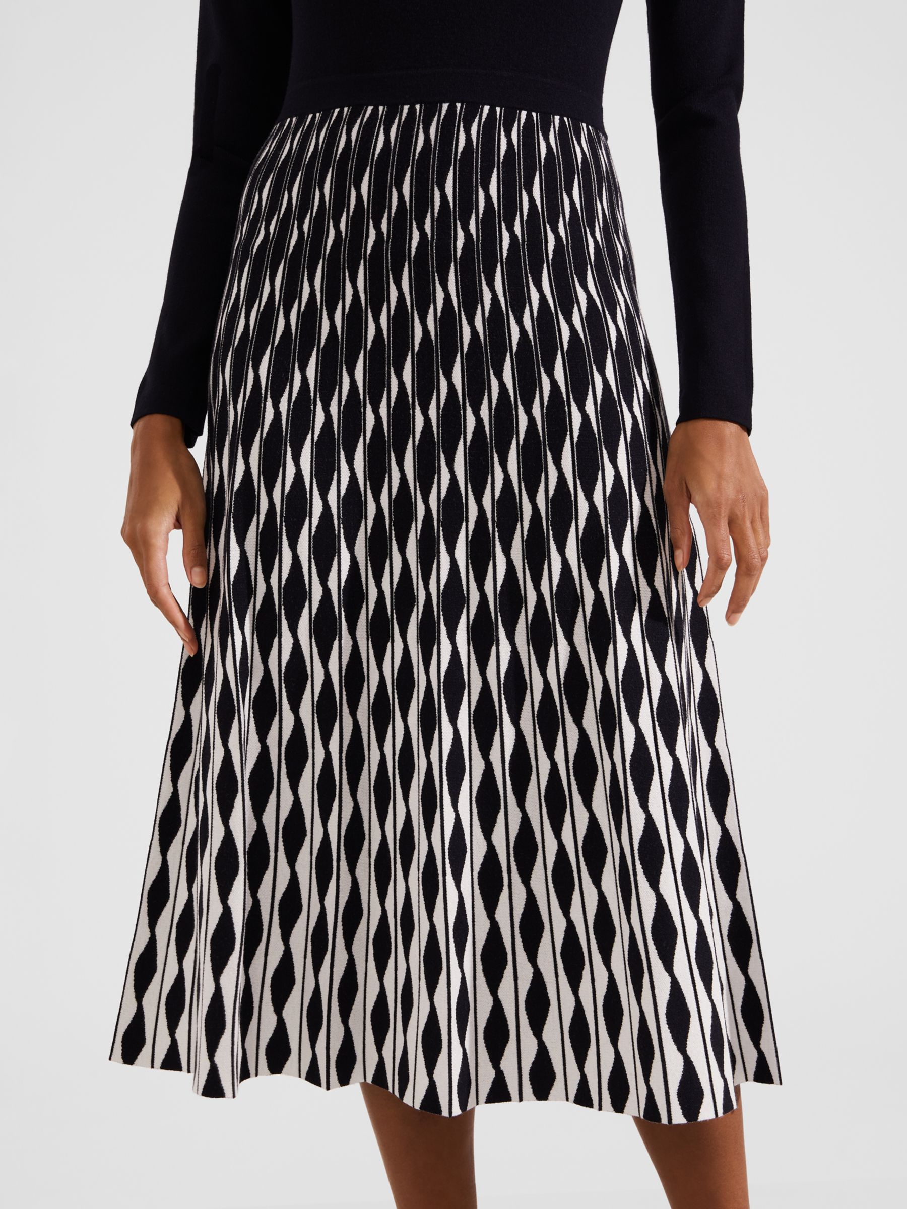 Hobbs Larna Knitted Dress, Navy/Ivory, 20