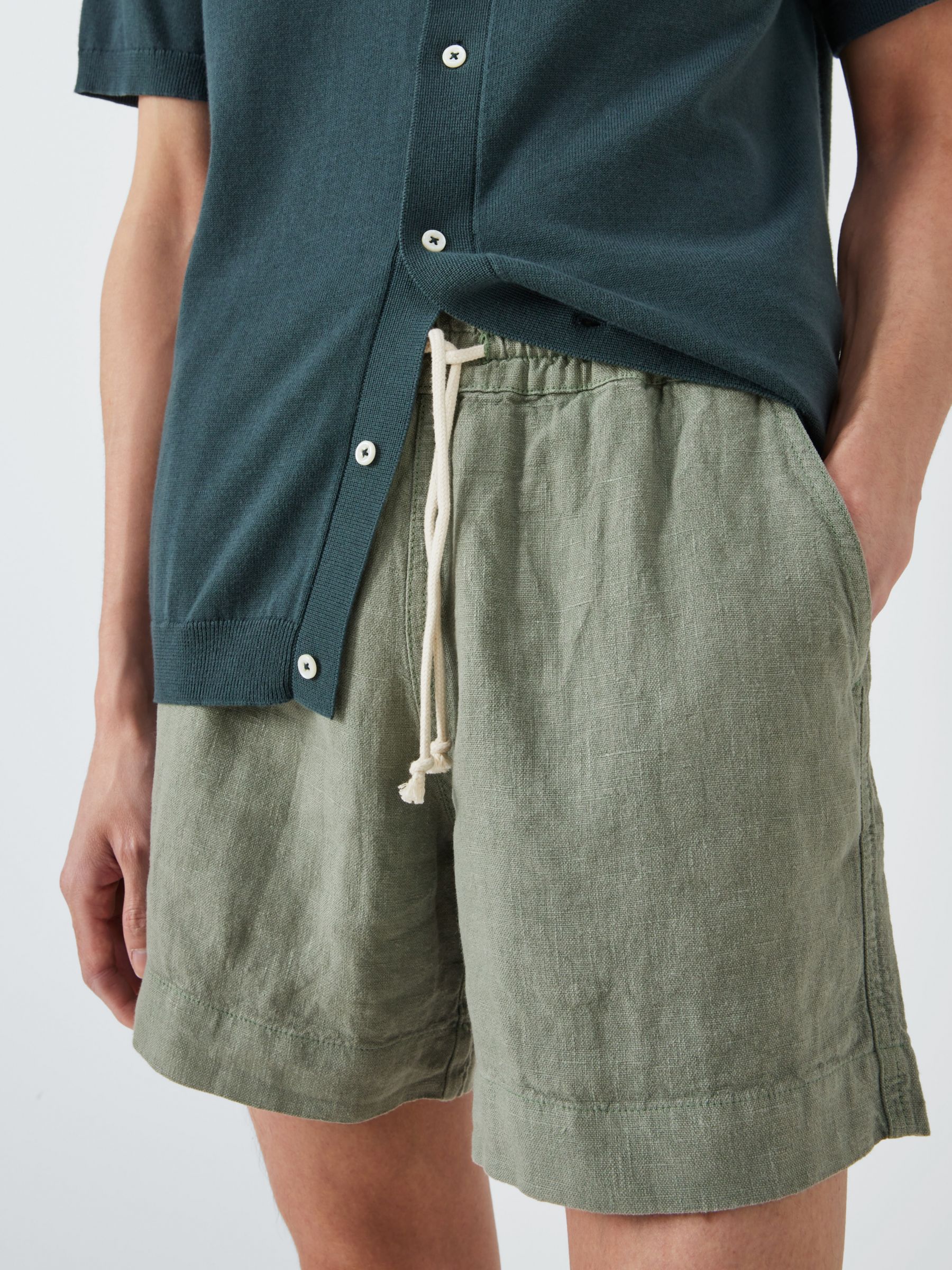 La Paz Relaxed Linen Shorts, Green, S