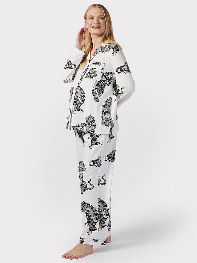 Chelsea Peers Maternity Tiger Print Pyjama Set, Off White