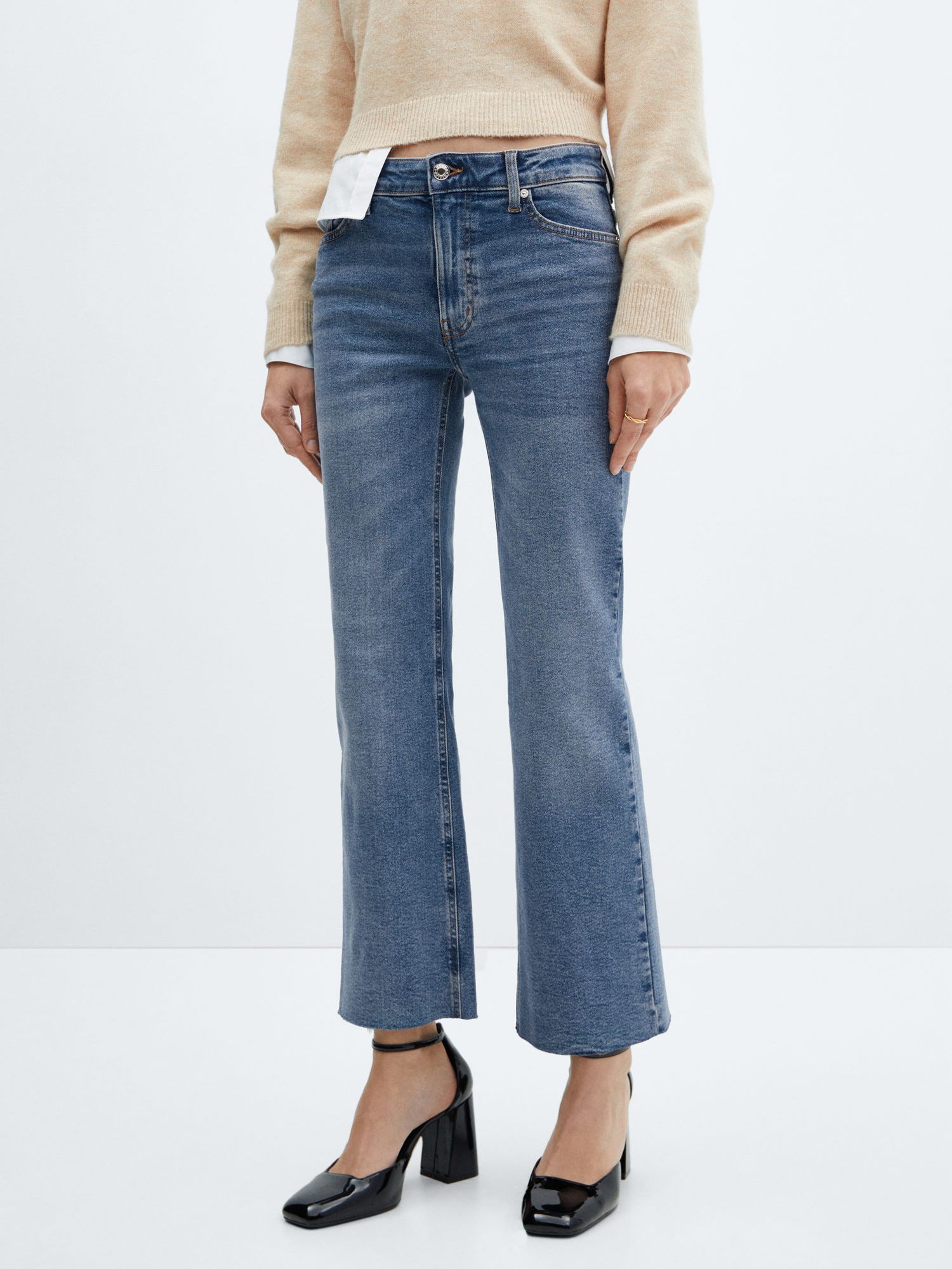 Cropped high waisted jeans