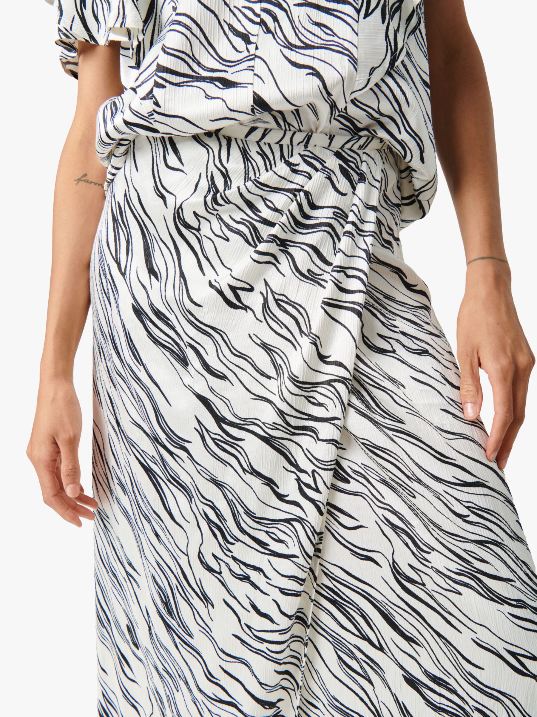 Soaked In Luxury Vinka Wrap Maxi Skirt, White/Black Wave, XS