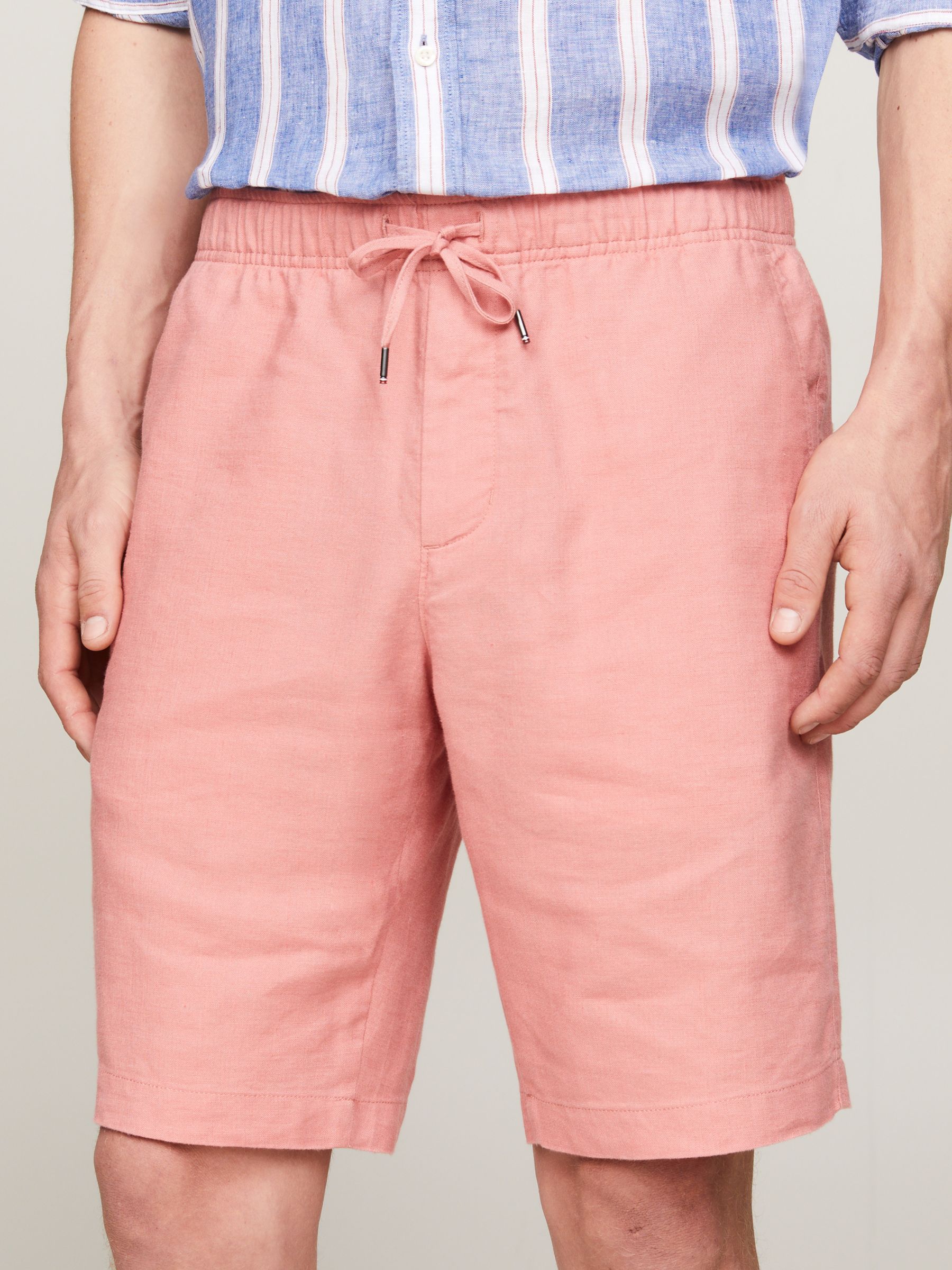 Tommy Hilfiger Harlem Linen Shorts, Teaberry Blossom, 30R
