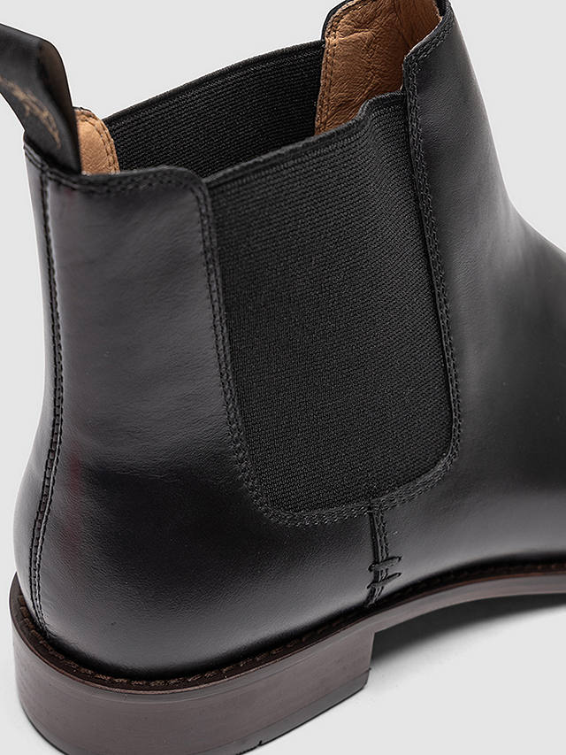 Rodd & Gunn Farmlands Leather Chelsea Boots, Nero