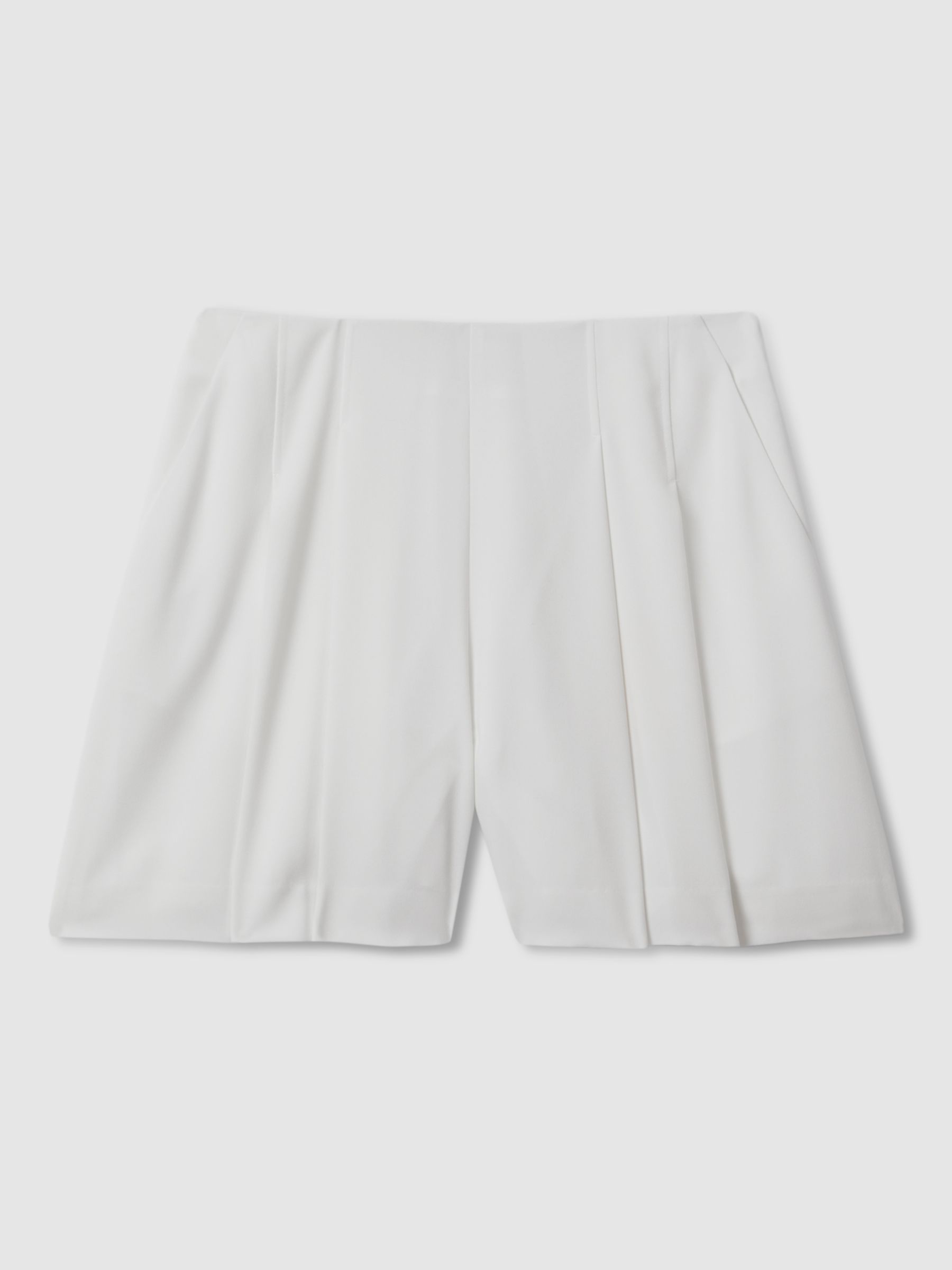 FLORERE Tailored Crepe Shorts, Ivory, 8