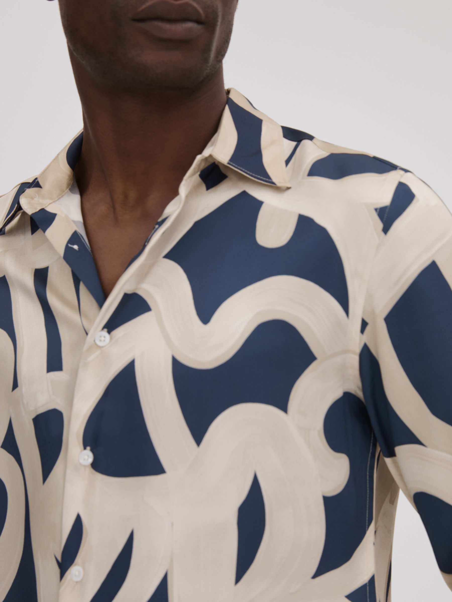 Reiss Jude Long Sleeve Painted Print Shirt, Navy/Ecru, M