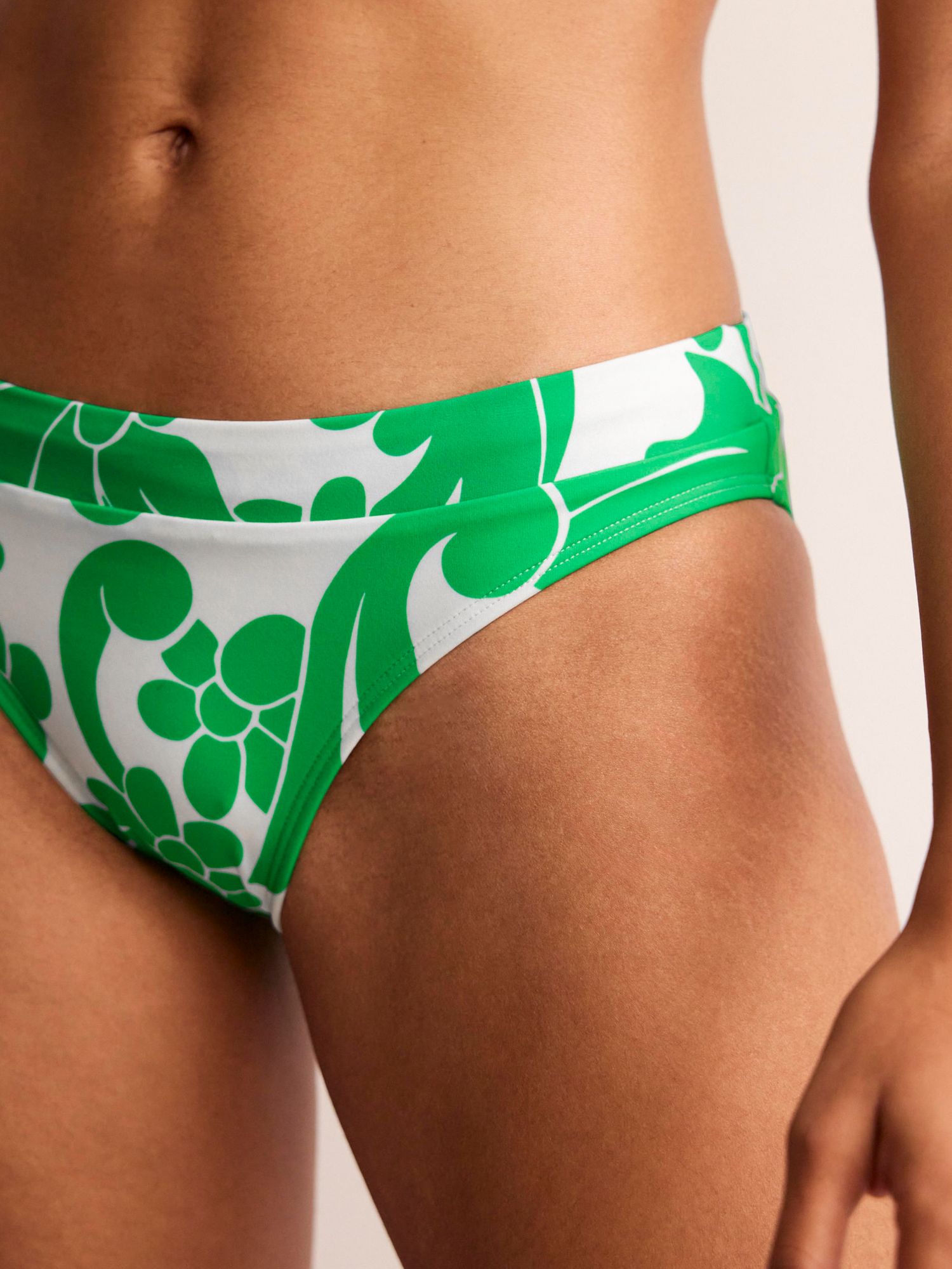 Boden Ithaca Opulent Whirl Print Bikini Bottoms, Green/Multi, 8