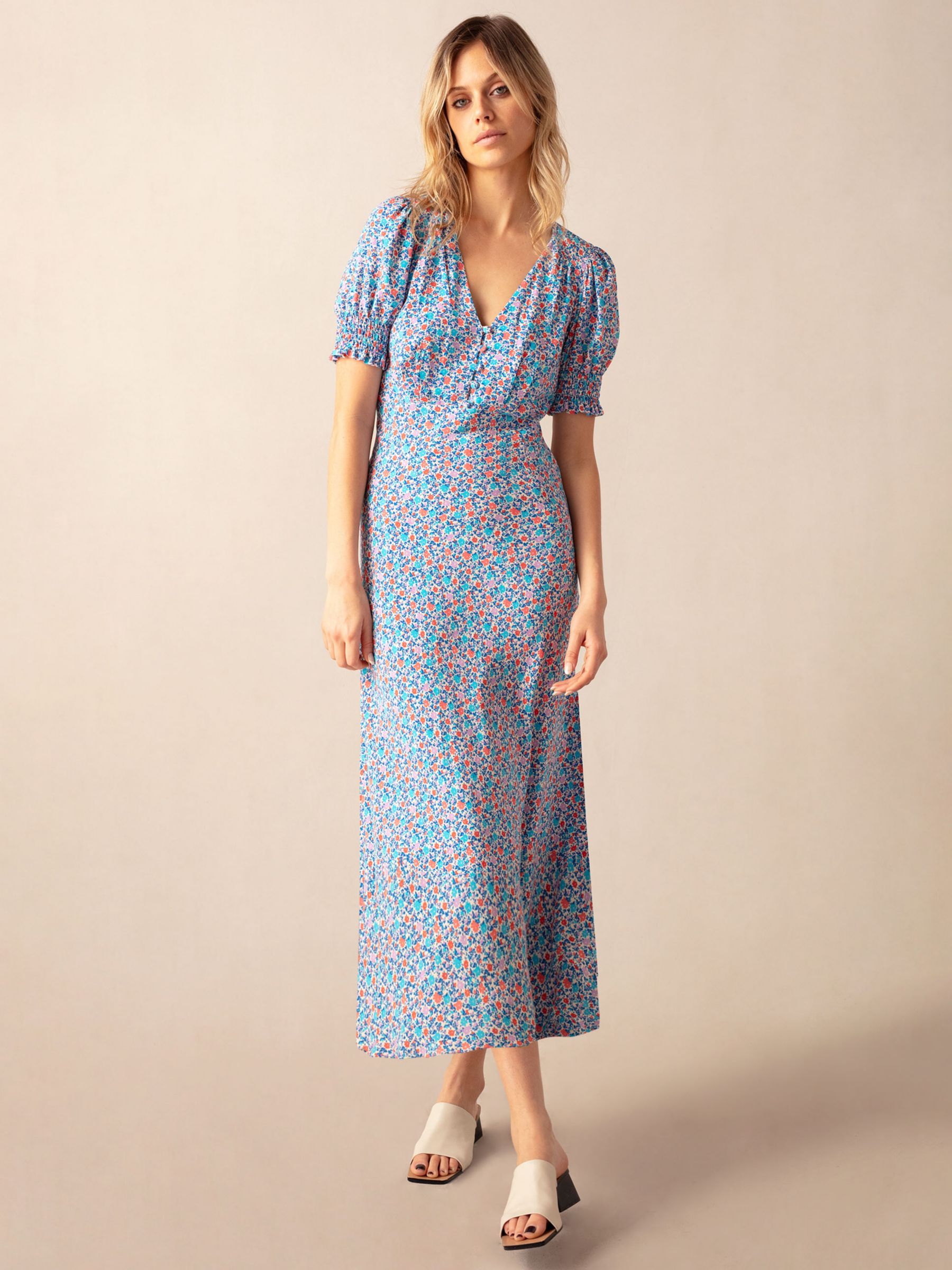 Ro&Zo Ditsy Print Shirred Cuff Midi Dress, Blue/Multi